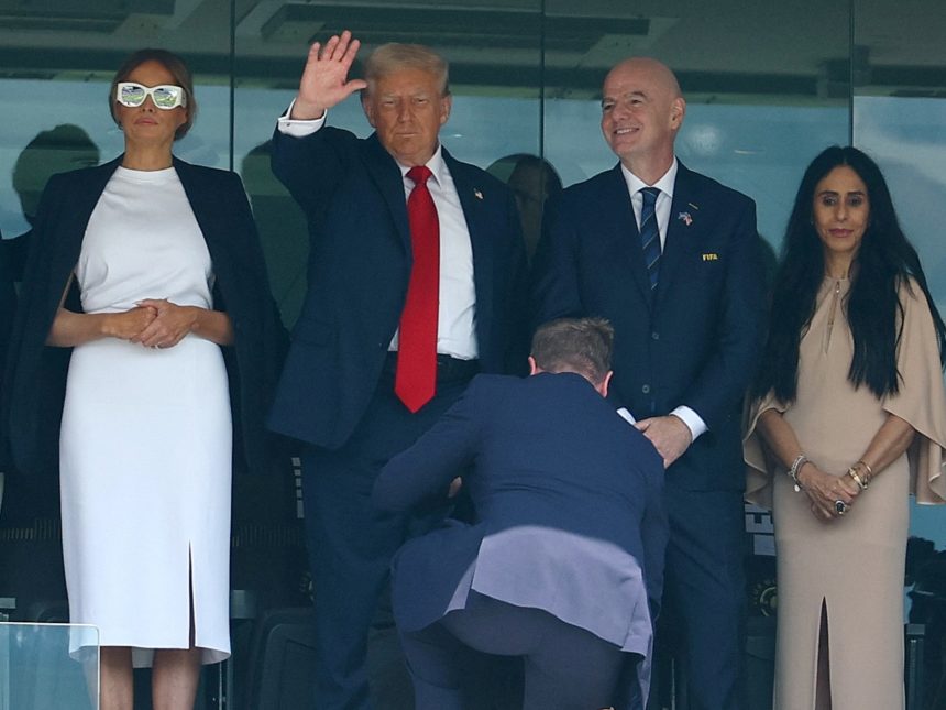 Trump enfrenta insuficiencia venosa crónica, revela la Casa Blanca