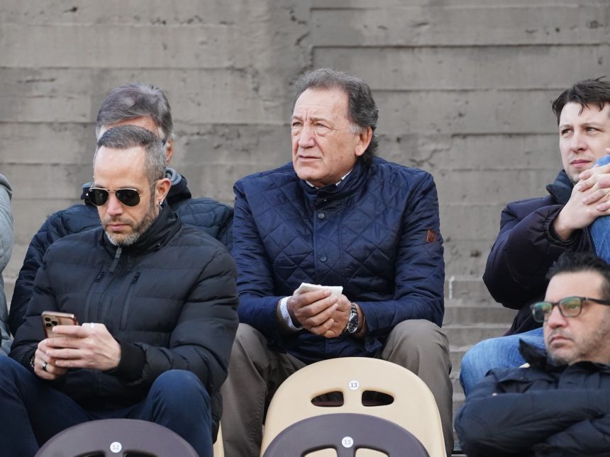 San Lorenzo: Suspensión de reunión genera incertidumbre sobre Moretti y Lopardo