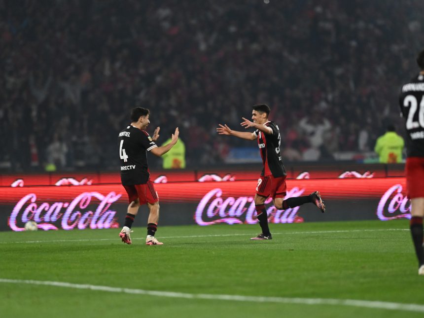 River deslumbró en Córdoba: Lencina brilla en festín de goles