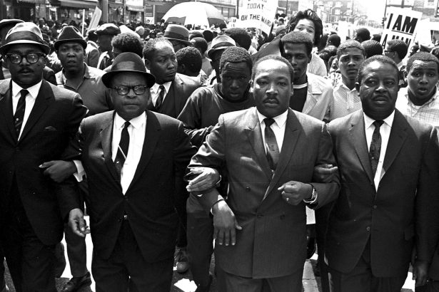 Trump desclasifica archivos del FBI sobre el asesinato de MLK