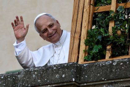 El Papa Regresa de Vacaciones: ¡Nuevos Cambios en la Iglesia!