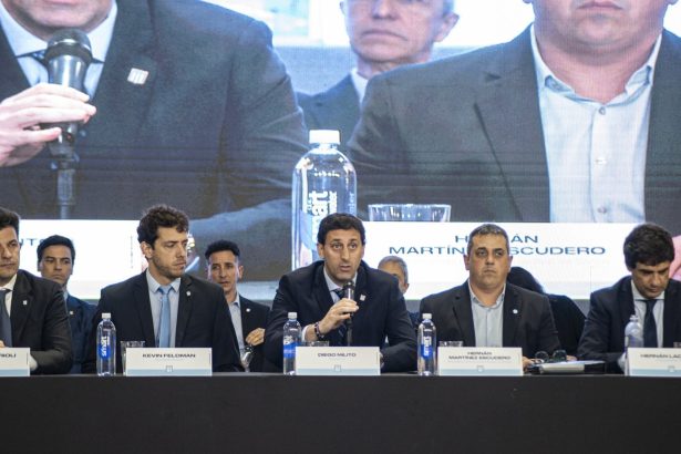 Racing revela su primer informe de gestión bajo Milito: Deudas y desafíos financieros