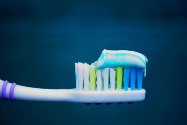 Descubre la pasta de dientes que causa aftas: ¡el misterio crece!