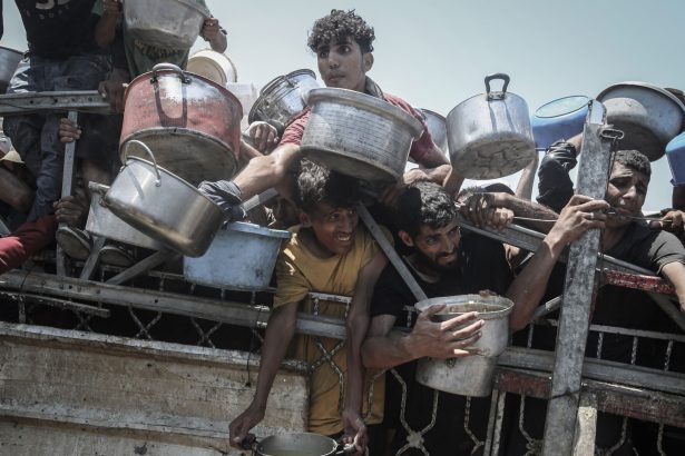 Gaza: La lucha por ayuda humanitaria en medio de la crisis