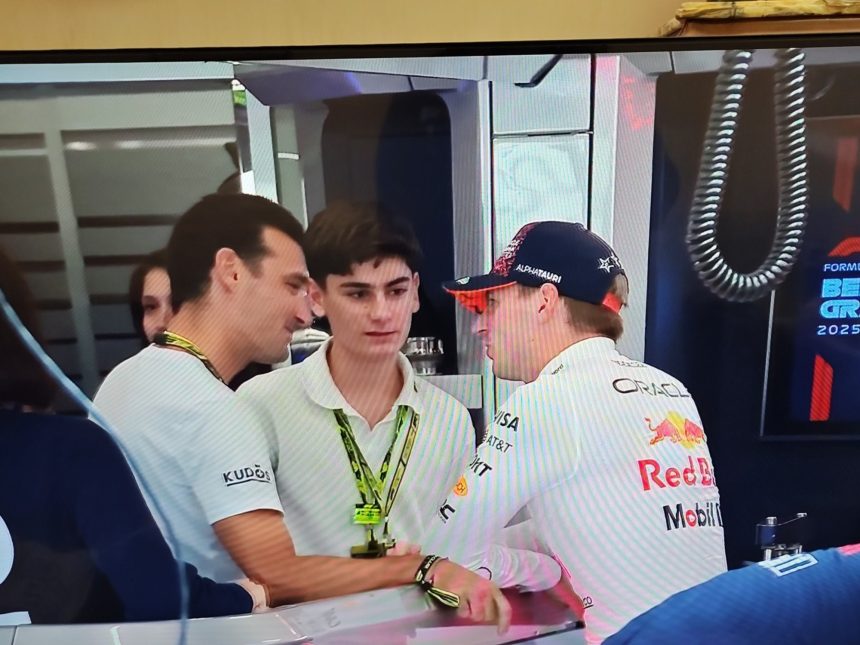 GP de Bélgica: Scaloni y su hijo en el paddock con Verstappen