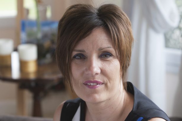 Descubre quién es Andrea Vázquez: la funcionaria en el ojo del huracán