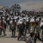 Israel Anuncia Pausa en Combates: Ayuda Humanitaria Llega a Gaza