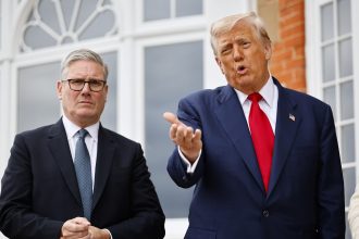 Trump y Starmer se encuentran en Escocia: Gaza y la crisis humanitaria