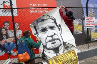 Álvaro Uribe: Culpable de Sobornos para Manipular Testigos en Colombia