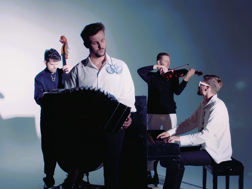 Bandonegro: El grupo polaco de tango que rinde homenaje a Piazzolla