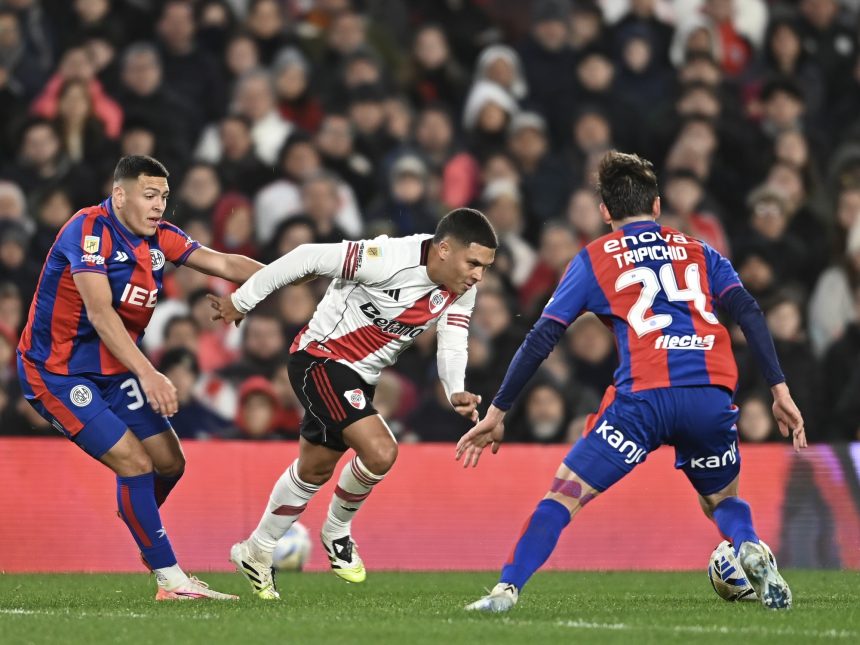 Análisis Impactante: La Crisis Goleadora del Fútbol Argentino vs. Europa