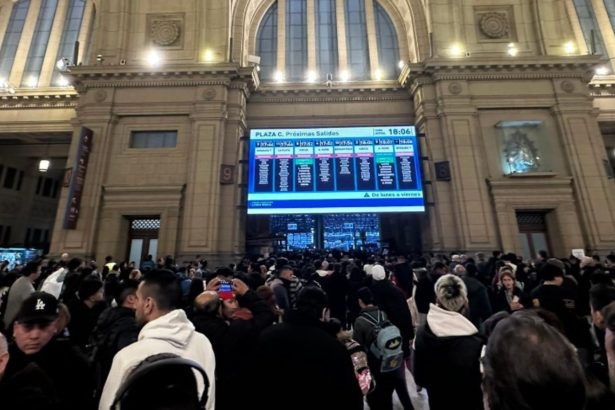 Caos en Constitución: Demoras y cancelaciones por desvío de vía