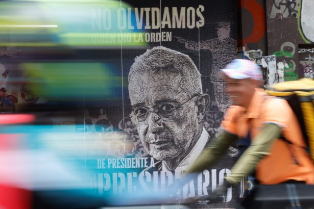 Colombia en la Mira: ¿Qué futuro le aguarda a Álvaro Uribe?