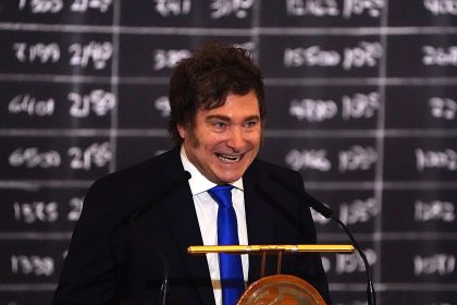 El Gobierno veta aumento de jubilaciones y moratoria previsional
