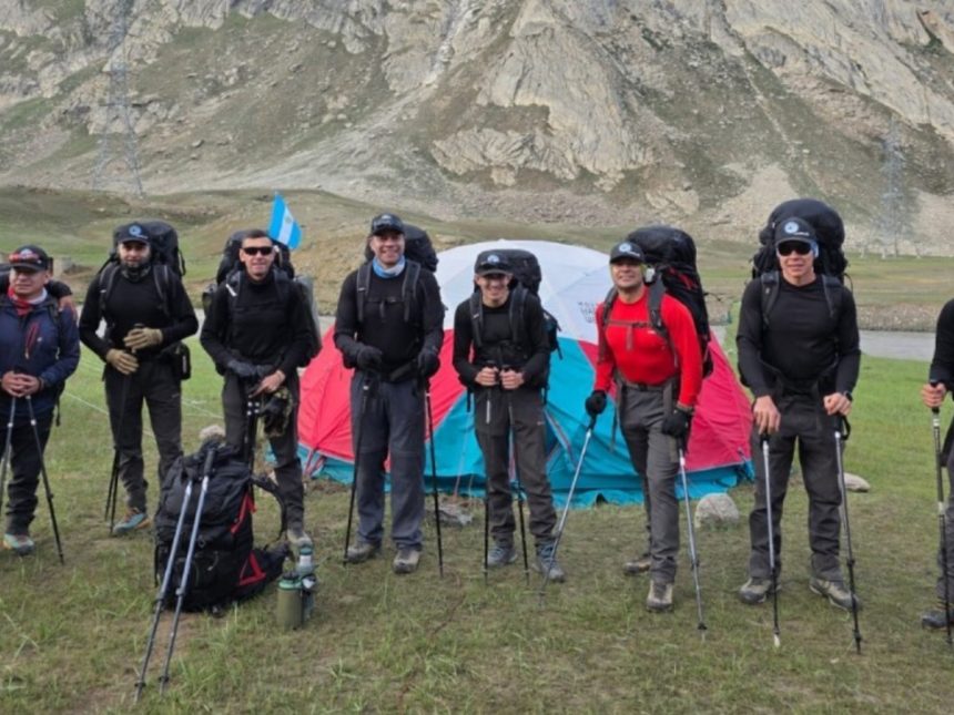 Valientes Argentinos: Conquista Histórica del Monte Kun en el Himalaya