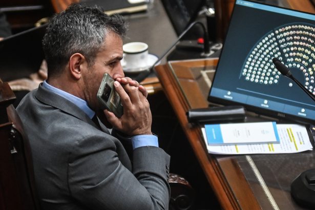 Desafíos del oficialismo: Fuga de aliados y récord de derrotas