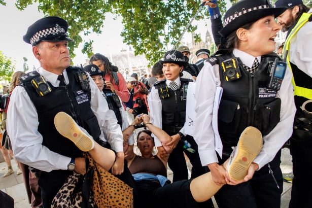 Protesta en Londres: 450 detenidos por apoyo a grupo propalestino