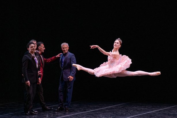 Centenario del Ballet: Gala Emocionante en el Colón con Estrellas