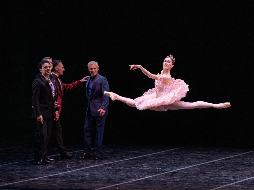 Centenario del Ballet: Gala Emocionante en el Colón con Estrellas