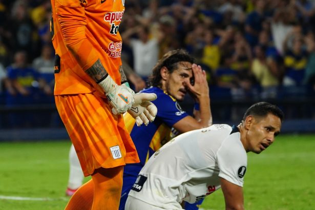 Los 5 goles más insólitos que Cavani falló en Boca: ¡Increíble!