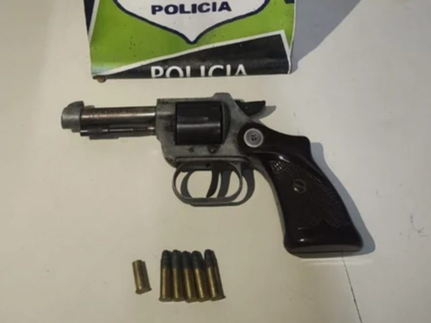 Valiente abuelo de 88 años ahuyenta ladrones a tiros en su hogar