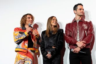 Descubre el triángulo amoroso de Tini Stoessel en Quebranto