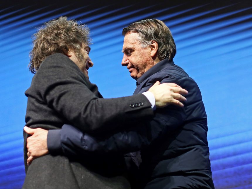 Jair Bolsonaro busca asilo en el Gobierno de Javier Milei en 2024