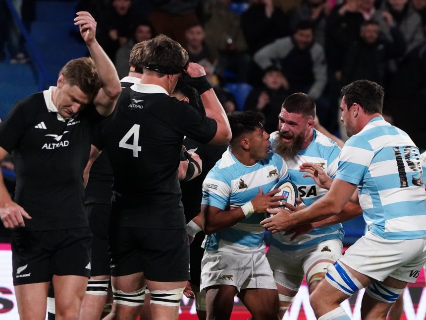 Los Pumas brillan en Nueva Zelanda: prensa los elogia y critica a All Blacks