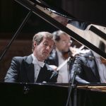El Pianista Ruso que Conquistó Buenos Aires: Su Historia y Éxitos