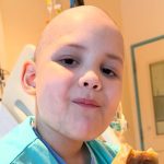 Un chico argentino vence la leucemia con doble trasplante en Singapur