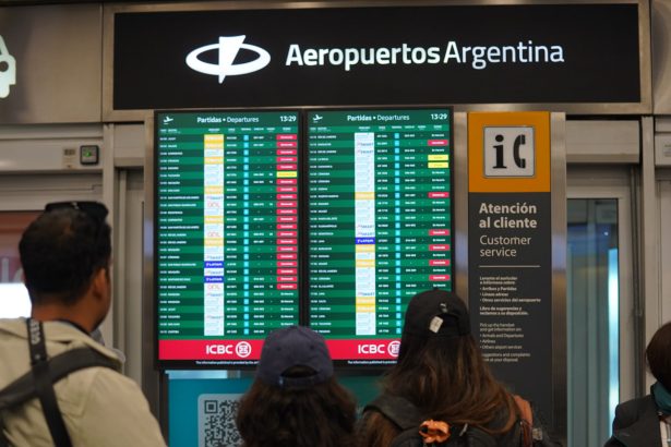 Impacto del Paro de Controladores: 180 Vuelos y 15,000 Pasajeros Afectados