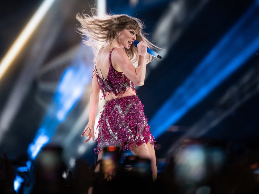 Taylor Swift y Travis Kelce: Su mágico primer beso en Buenos Aires