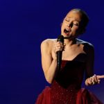 Ariana Grande insinúa su gira 2026 en un intrigante video