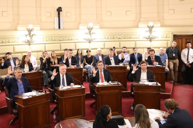 Santa Fe: El catolicismo pierde su estatus oficial ante otras religiones