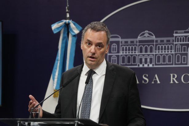 El Gobierno enviará al Congreso proyecto para sancionar a funcionarios