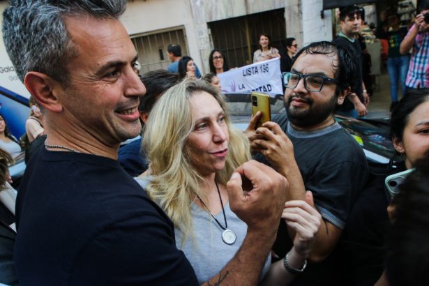 Elecciones 2025 en Argentina: Conflictos en el acto de Milei