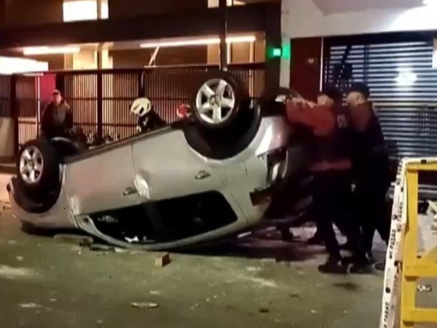 Impactante Video: Choque Dramático entre Auto y Ocho Motos en Villa Crespo