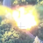 Ucrania desmantela puentes rusos con drones económicos y minas