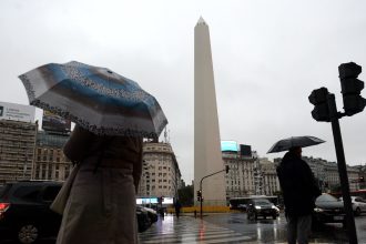 Alerta por Tormenta de Santa Rosa: Clima Clave Hasta Noviembre
