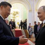 Putin en China: Buscando Alianzas Militares y Económicas ante Trump