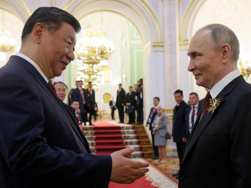 Putin en China: Buscando Alianzas Militares y Económicas ante Trump