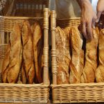 ¡Crisis en Francia! Supermercado vende baguettes a 0,29 € y panaderos reaccionan