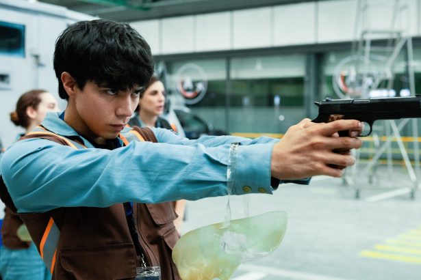 Chile despide a ‘Baby Bandito’ con fuegos y disparos: el héroe del ‘robo del siglo