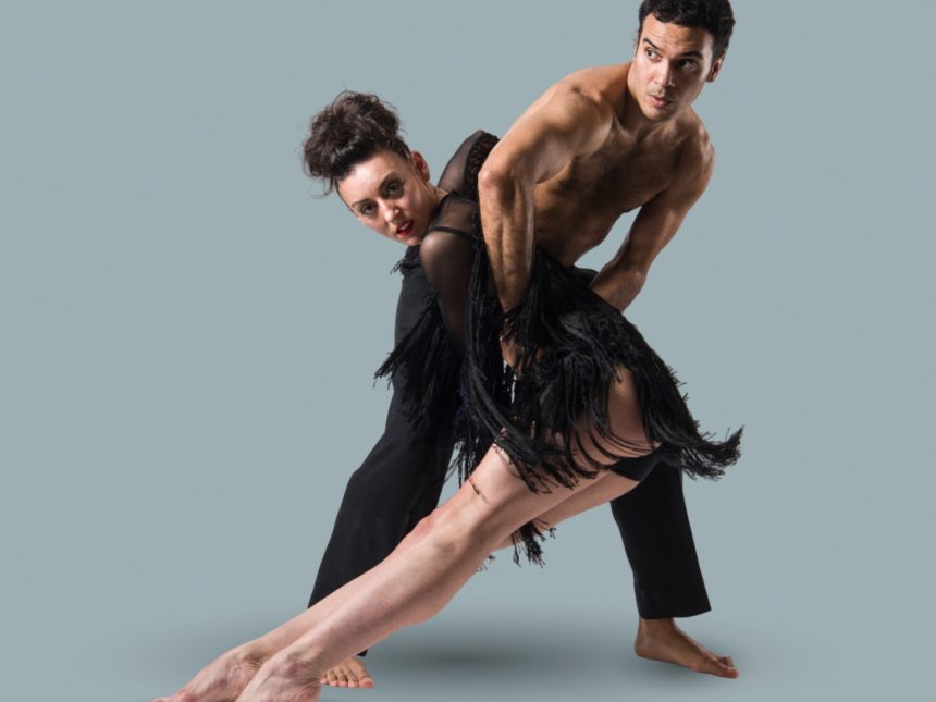 Pasos en la Noche 2050: El Caótico Ballet del San Martín