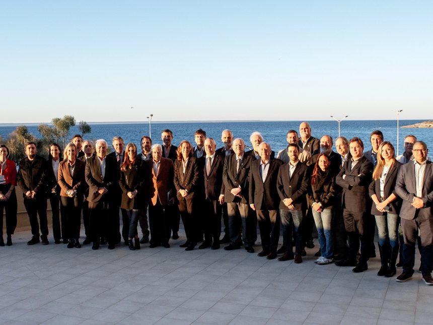 Nuevo Consejo Ejecutivo de ADEPA: Conoce a los Elegidos