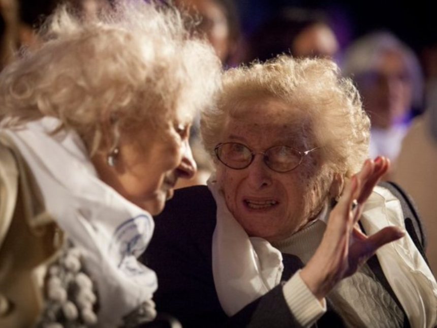 Fallece Rosa Rosinblit, emblemática presidenta de Abuelas de Plaza de Mayo a los 106 años