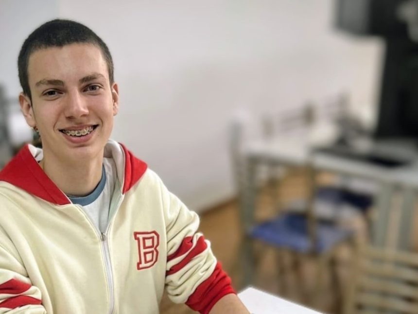 Joven argentino de 18 años gana beca de Meta entre 18,000 postulantes