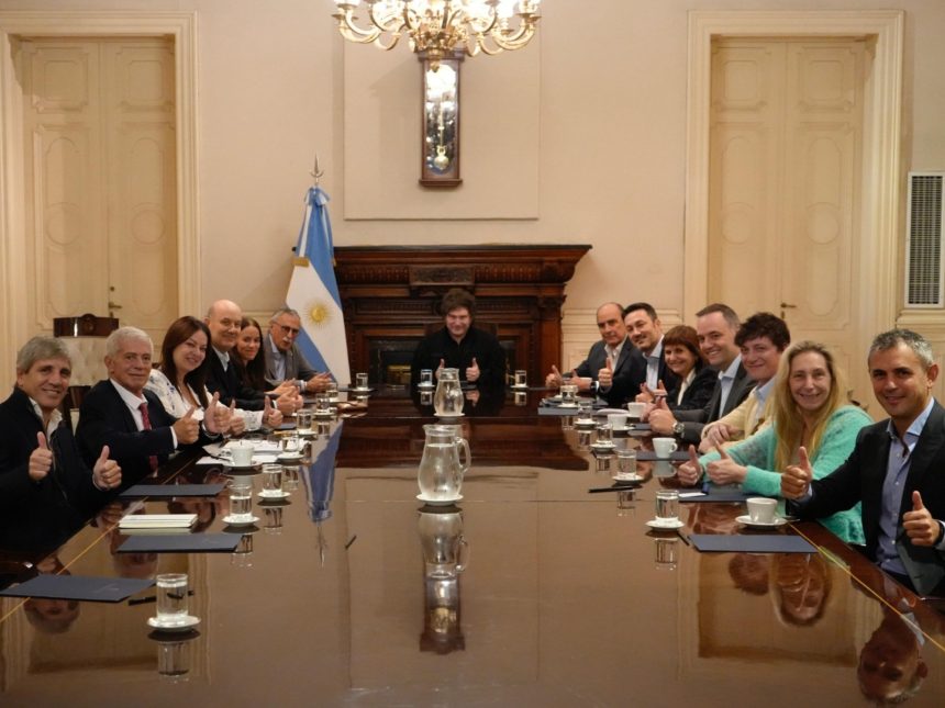 Javier Milei en Vivo: Medidas Clave y Reunión de Gabinete Antes del Mercado