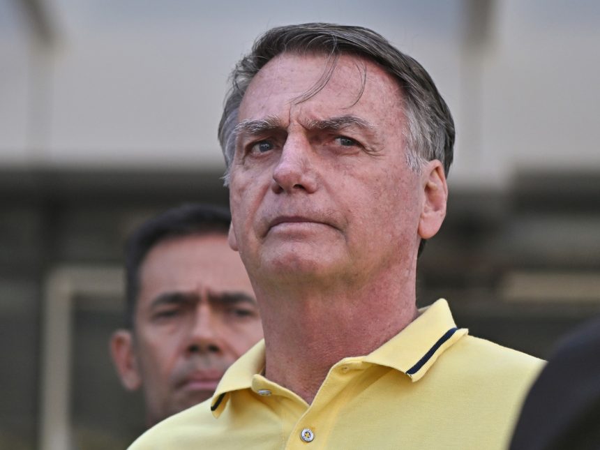 Jair Bolsonaro: Tercer Expresidente Brasileño Condenado por Golpismo