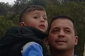 Tragedia en Córdoba: Padre e hijo de 3 años hallados sin vida